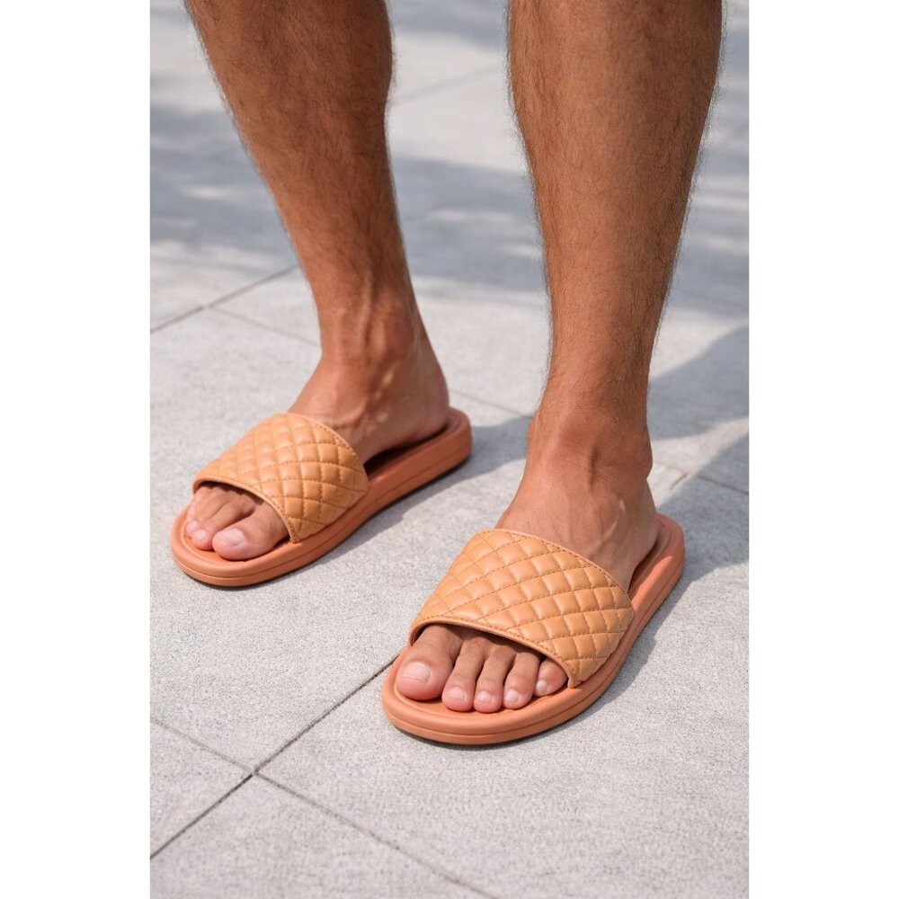 NWB APL Lusso Quilted Nappa Leather Slide Sandals Orange Size M 10